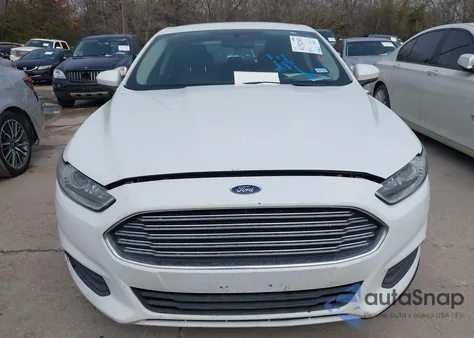 2016 Ford Fusion S z USA, uszkodzony, nr VIN 3FA6P0G79GR235232